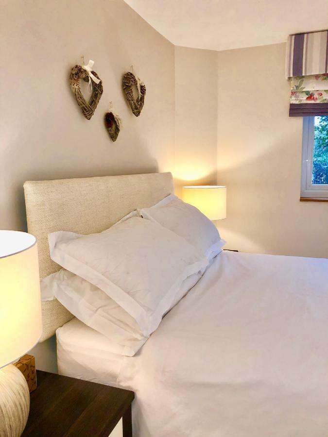 Laurels Bed & Breakfast Felsted Exterior photo